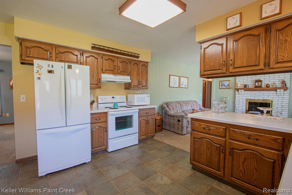 21795 McPhall Road Armada, MI 48005 - Photo 3 of 44