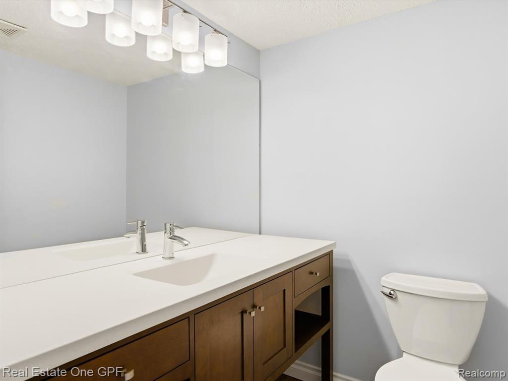 1715 River Road, Unit 22 St. Clair, MI 48079 - Photo 22 of 57