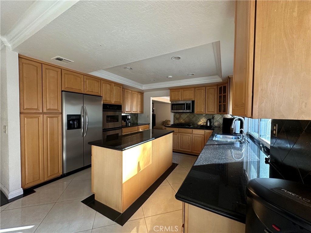 2247 North 1st Avenue Upland, CA 91784 - Photo 13 of 33