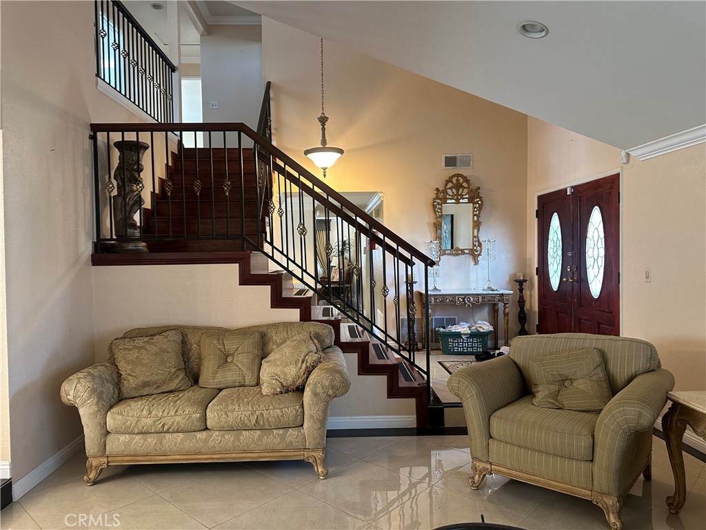 2247 North 1st Avenue Upland, CA 91784 - Photo 7 of 33