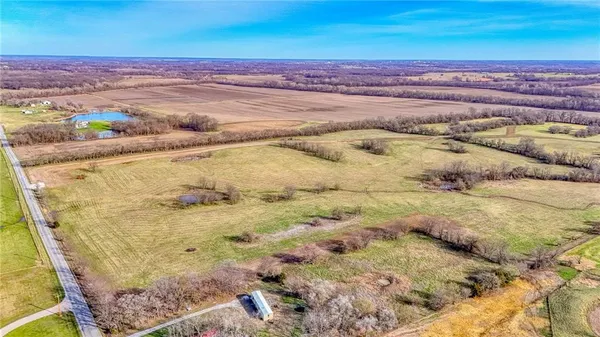 $112,725 | 5 Eagle Ridge, Warrensburg, MO 64093
