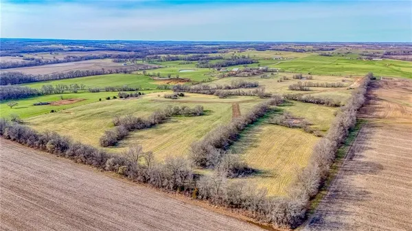 $112,725 | 5 Eagle Ridge, Warrensburg, MO 64093