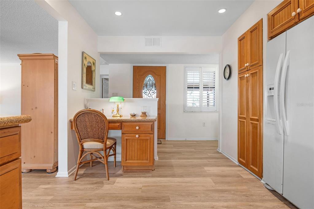 9527 Azure Cove Bradenton, FL 34210 - Photo 16 of 49