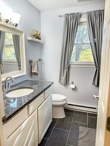 $2,800 | 52 Stockton Street, Unit A, Boylston, MA 01505