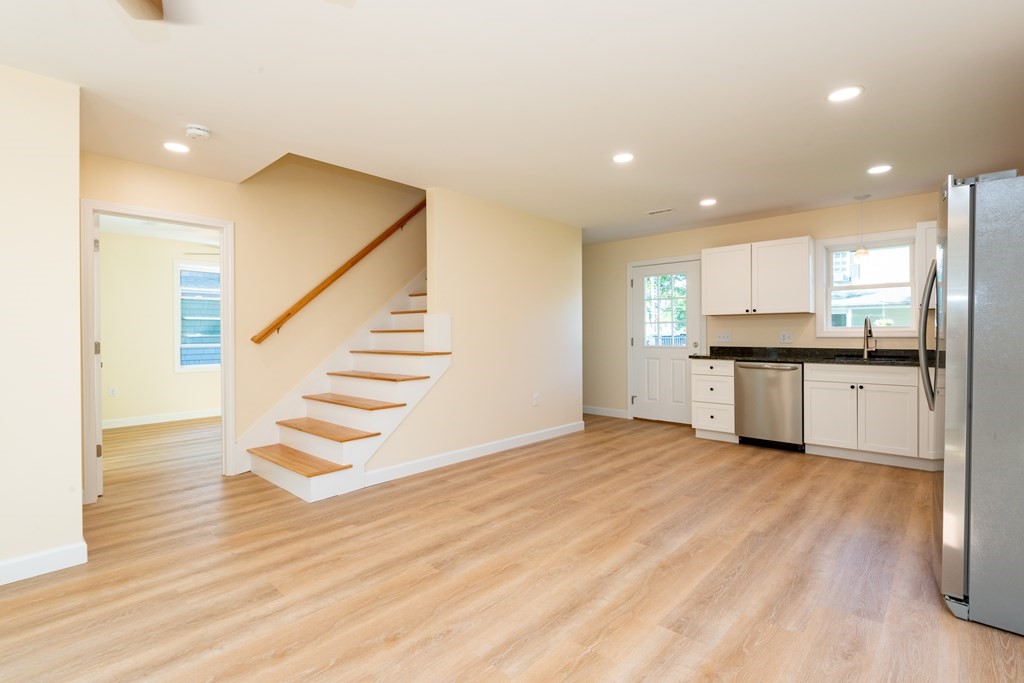 3 County Street, Unit A Peabody, MA 01960 - Photo 11 of 42