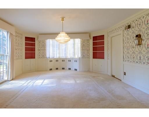 37 Carisbrooke Road Wellesley, MA 02481 - Photo 9 of 21 Gallery Image 9