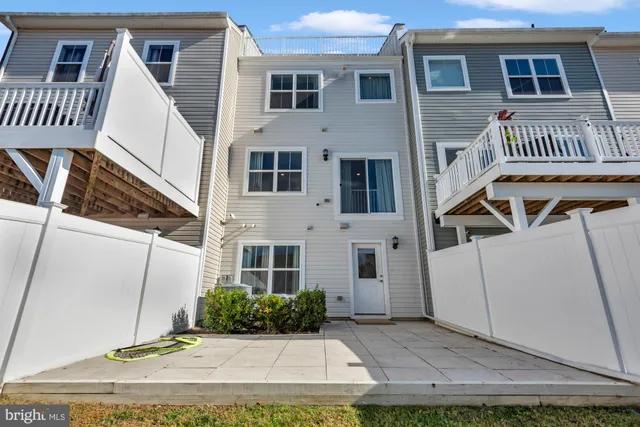 $485,000 | 5753 Frederick Douglas Place, White Plains, MD 20695