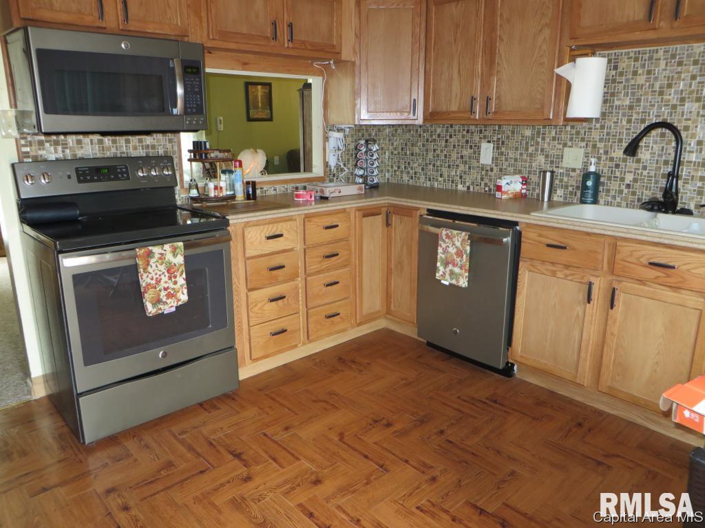 26 Buckingham Road Chatham, IL 62629 - Photo 11 of 28 Gallery Image 11
