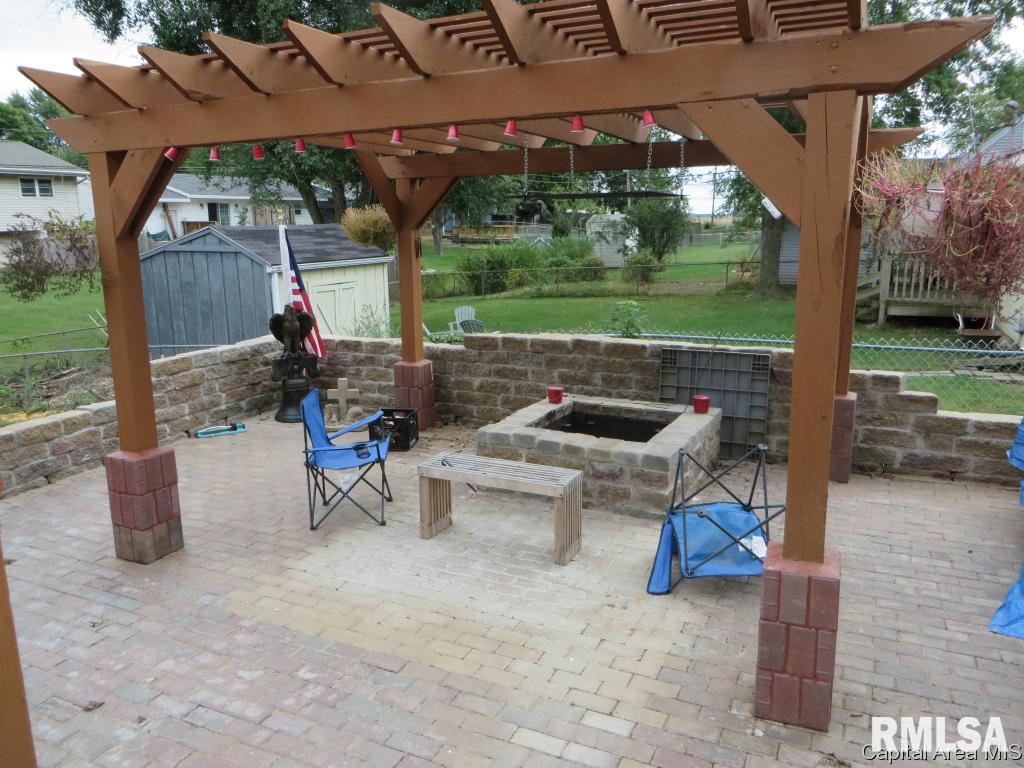 26 Buckingham Road Chatham, IL 62629 - Photo 5 of 28 Gallery Image 5