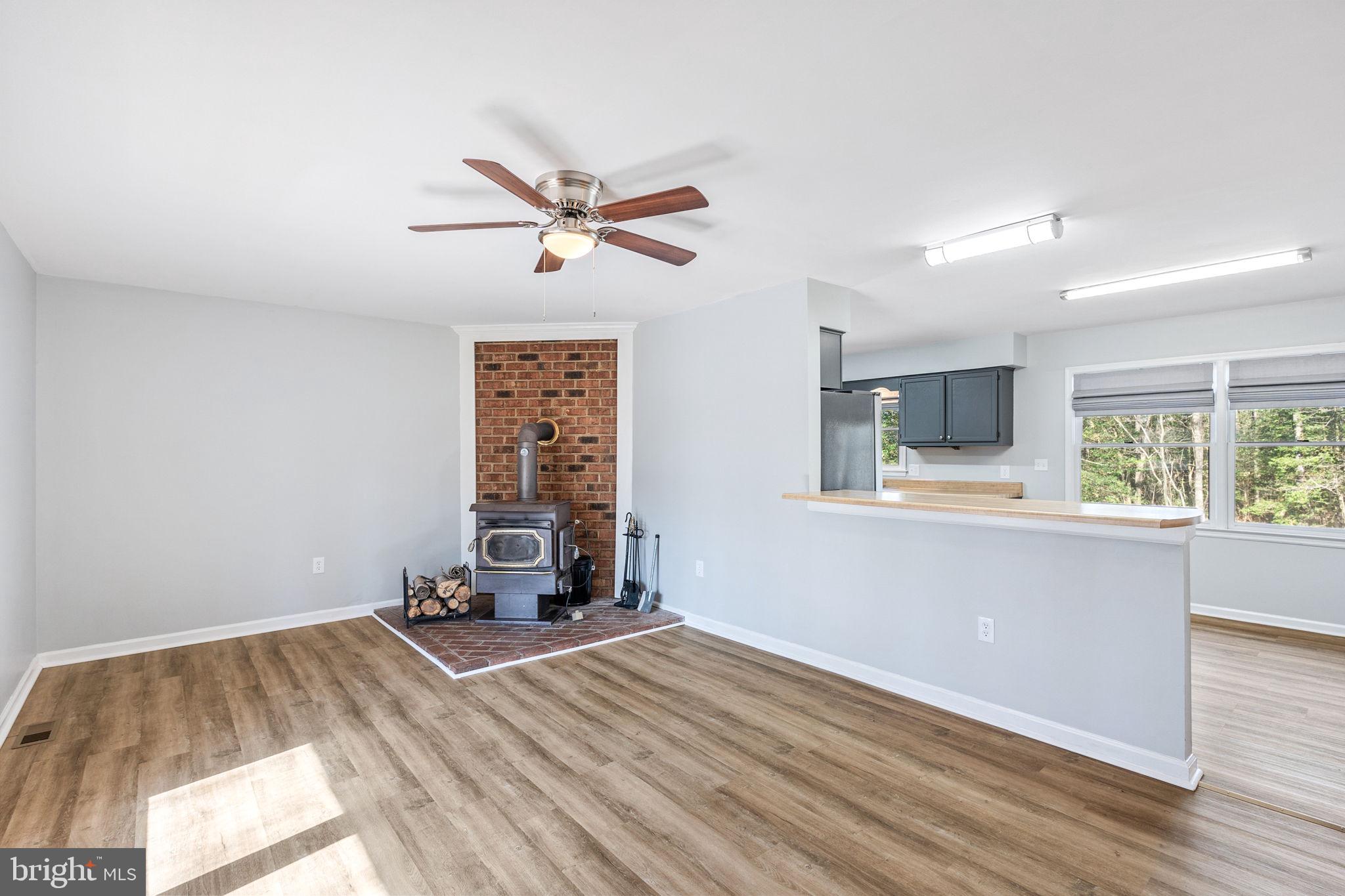 20100 Paradise Lane Ruther Glen, VA 22546 - Photo 4 of 25
