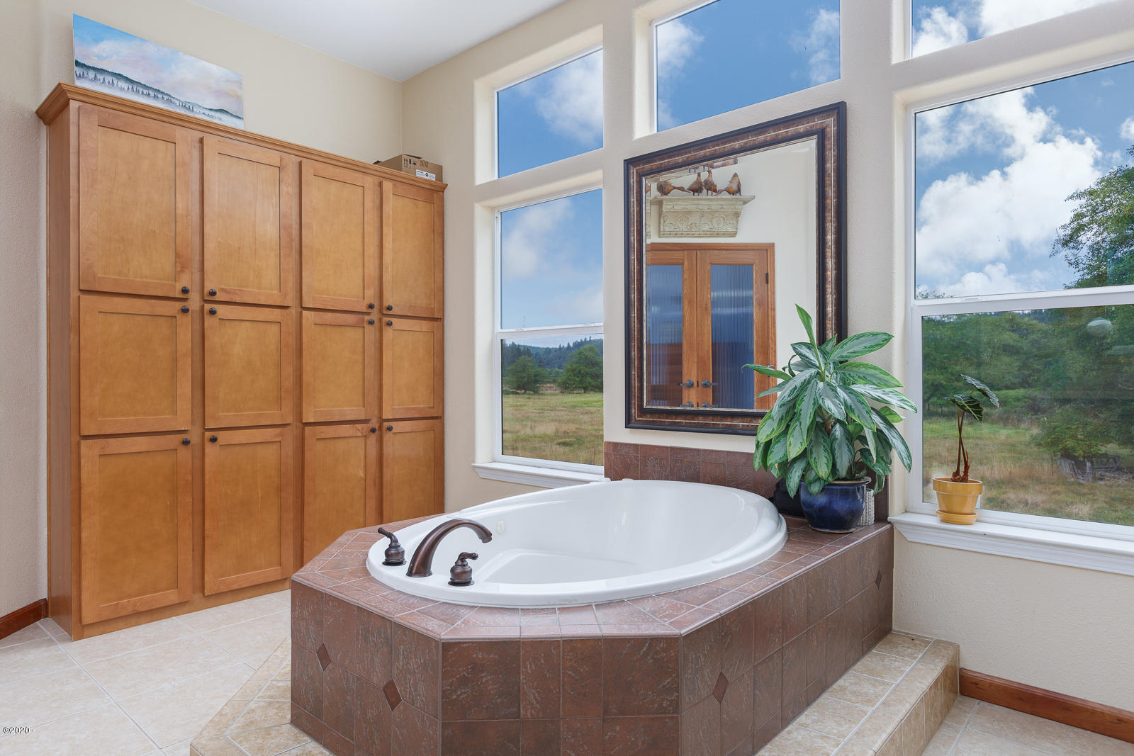 9357 Yaquina Bay Road Newport, OR 97365 - Photo 13 of 47 Bath 1