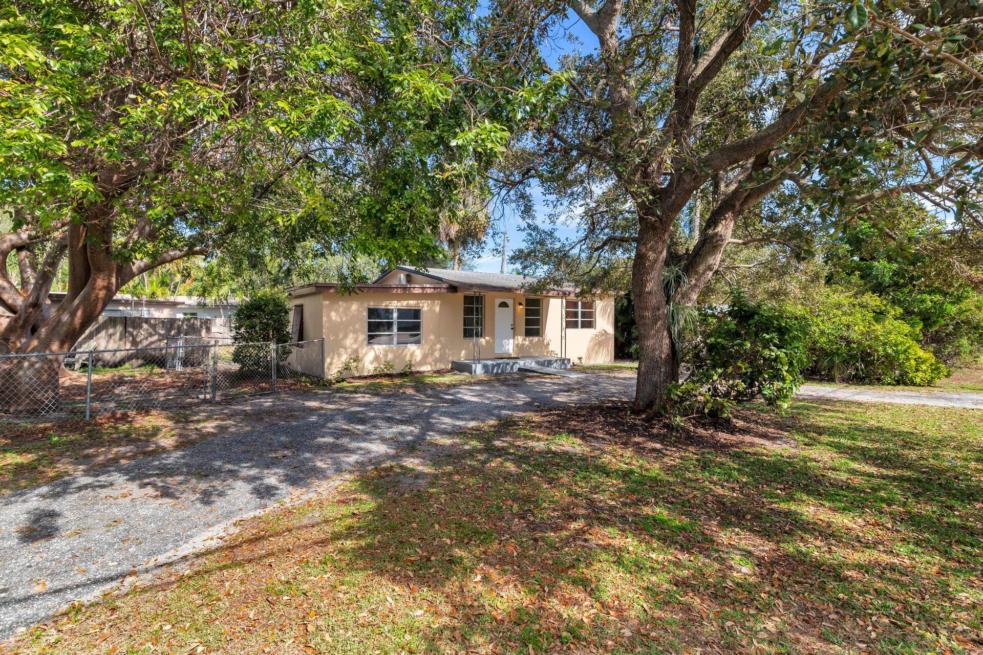2609 Richard Road West Palm Beach, FL 33403 - Photo 5 of 21 Richard Road House 3