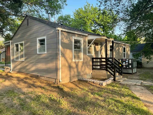 $79,900 | 301 South Buller Street, Goessel, KS 67053