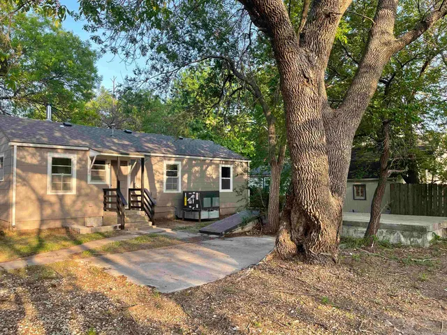 $79,900 | 301 South Buller Street, Goessel, KS 67053