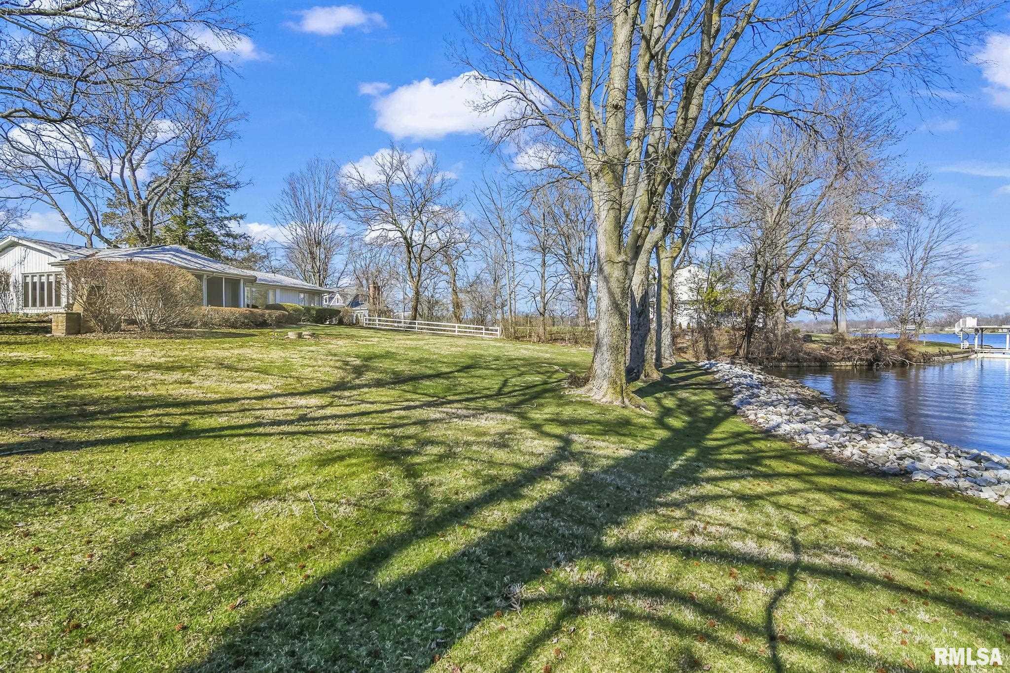 18 The Elms Lane Springfield, IL 62712 - Photo 36 of 39 Gallery Image 36