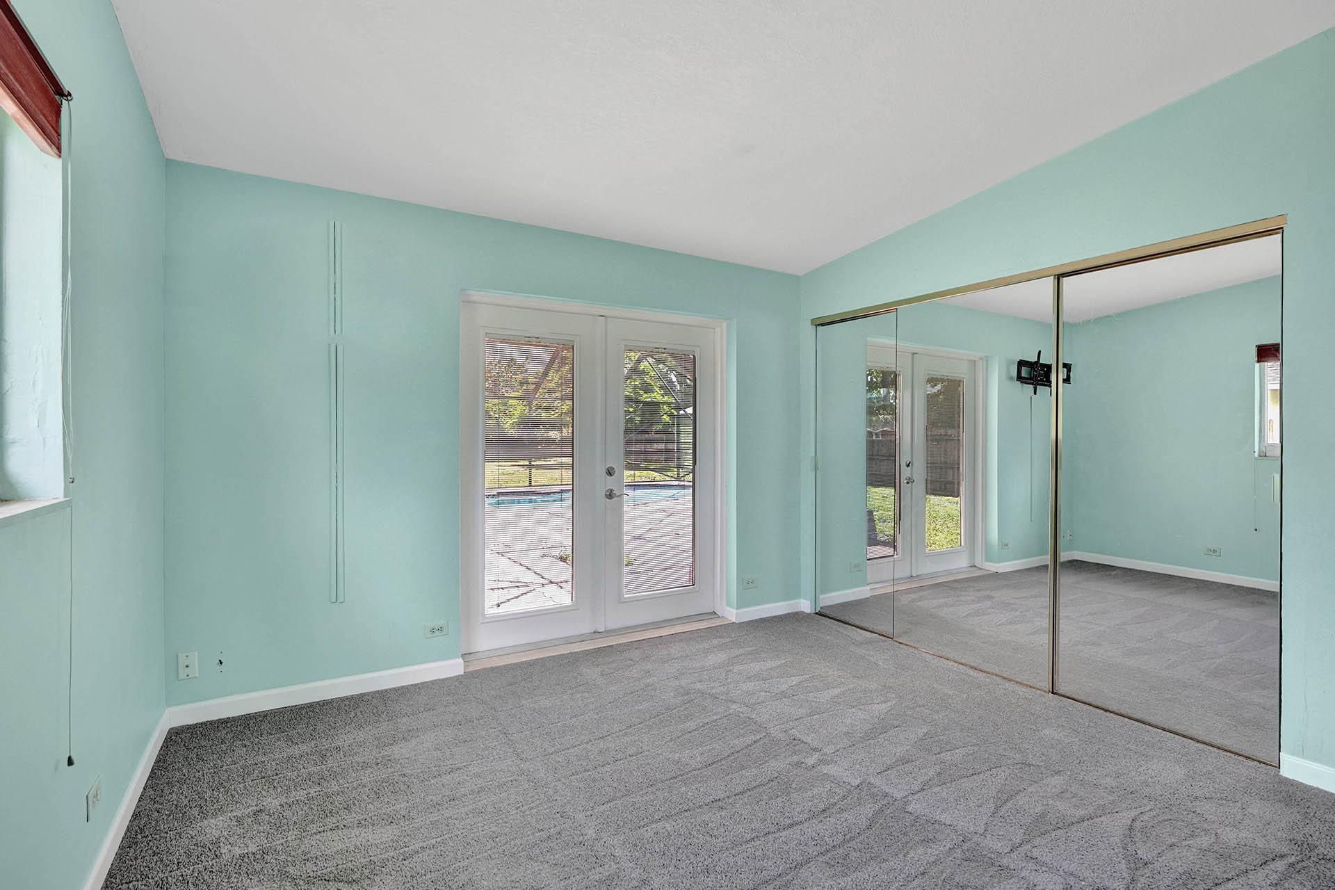 79 Canton Road Lake Worth, FL 33467 - Photo 12 of 33 2.1DSC00122