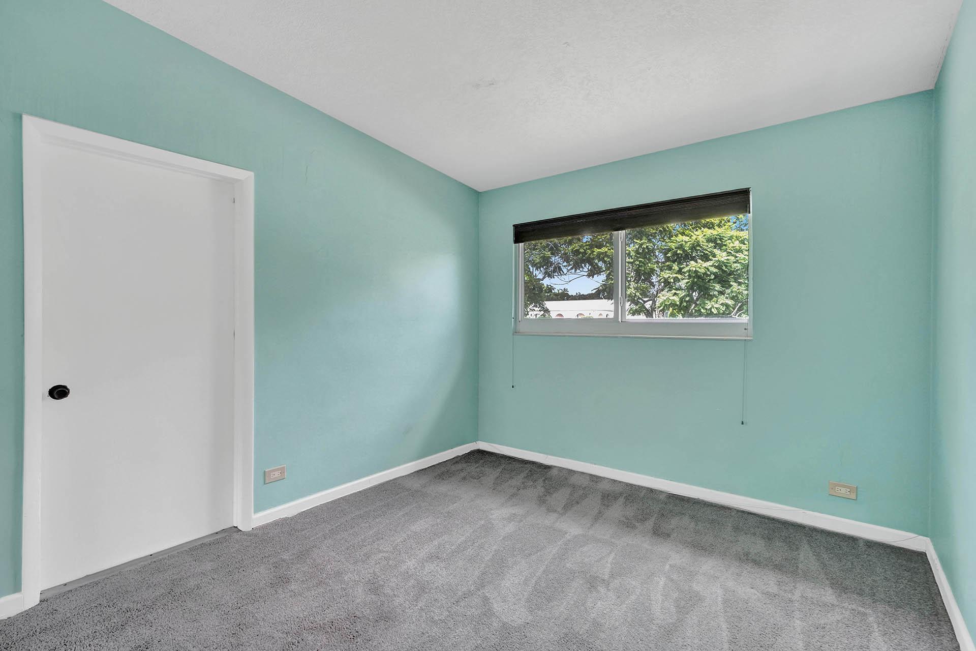 79 Canton Road Lake Worth, FL 33467 - Photo 15 of 33 2.4 DSC00092