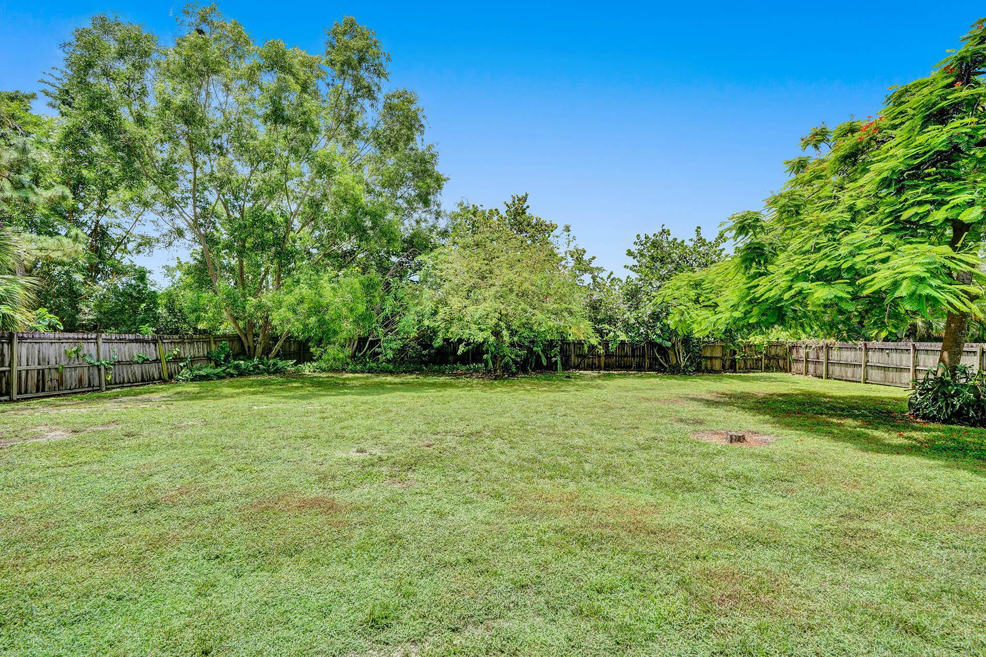 79 Canton Road Lake Worth, FL 33467 - Photo 23 of 33 3.1 DSC00020