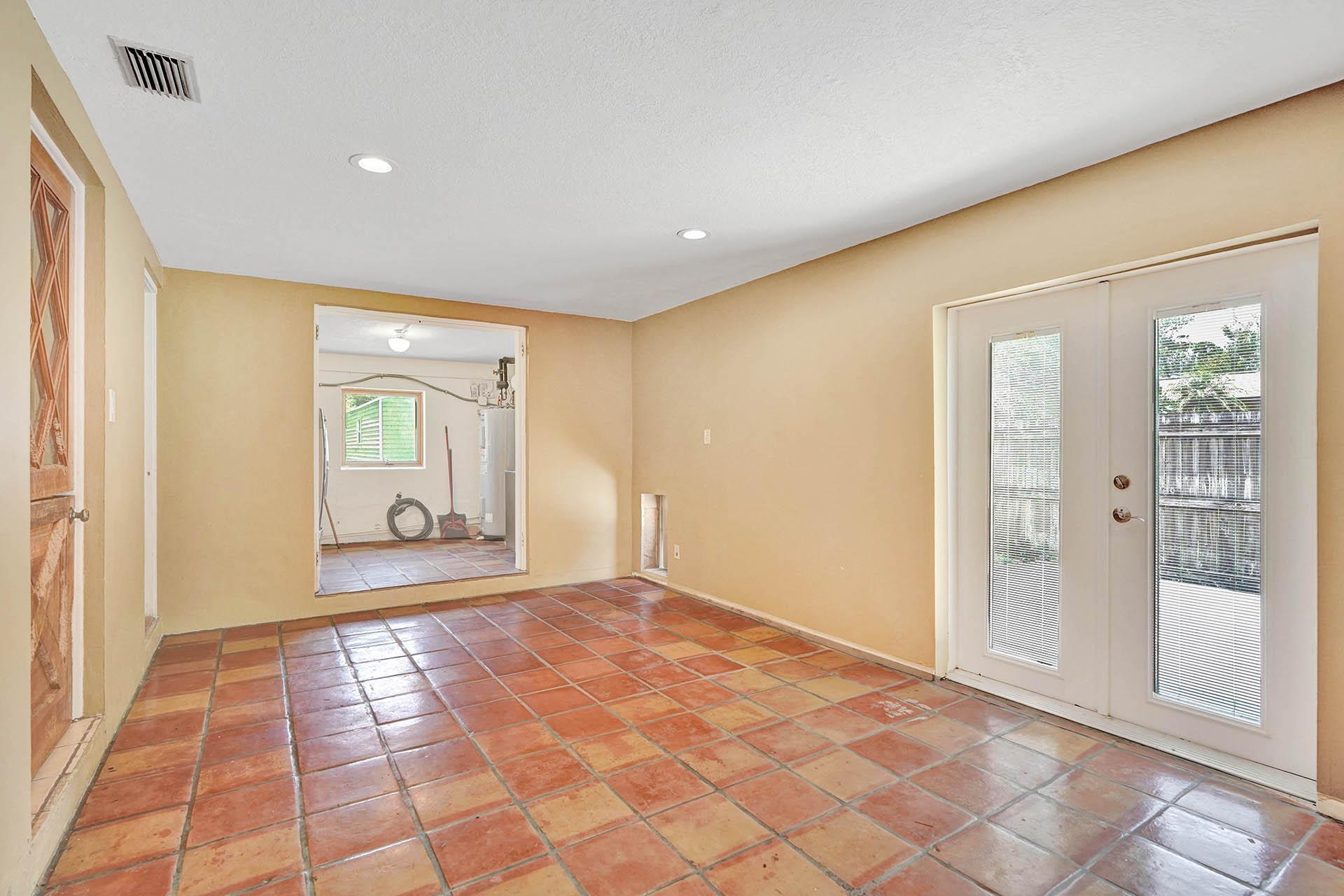 79 Canton Road Lake Worth, FL 33467 - Photo 8 of 33 1.7 DSC00137