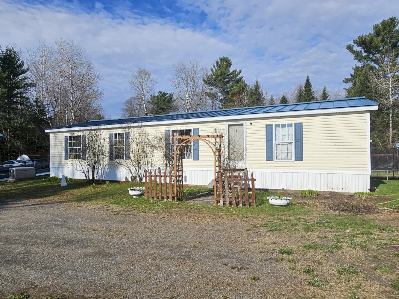 545 Hinckley Road Canaan, ME 04924 - Photo 15 of 44 20260504_082346_result