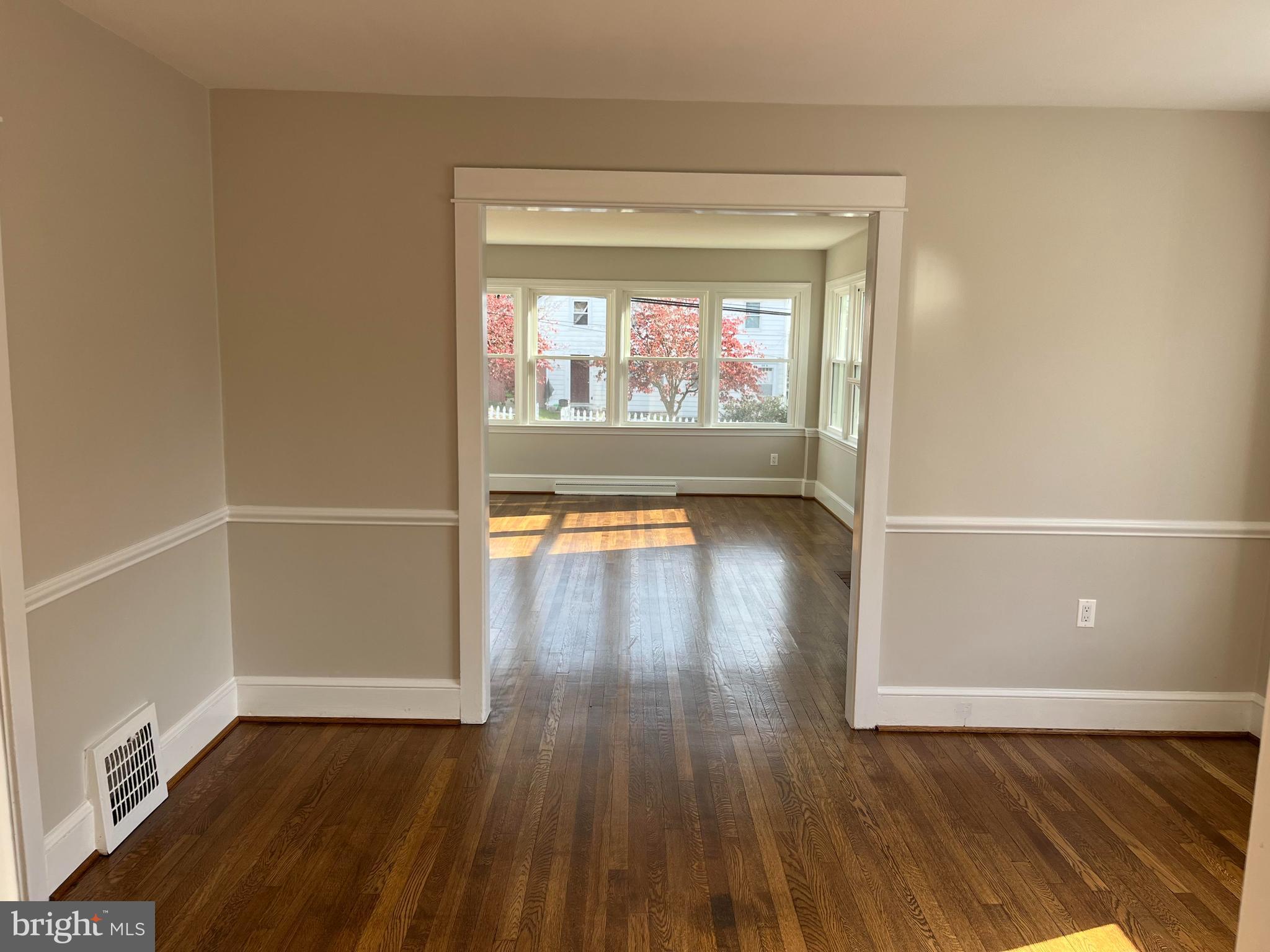 35 South Dupont Road Wilmington, DE 19804 - Photo 9 of 24 Dining Room