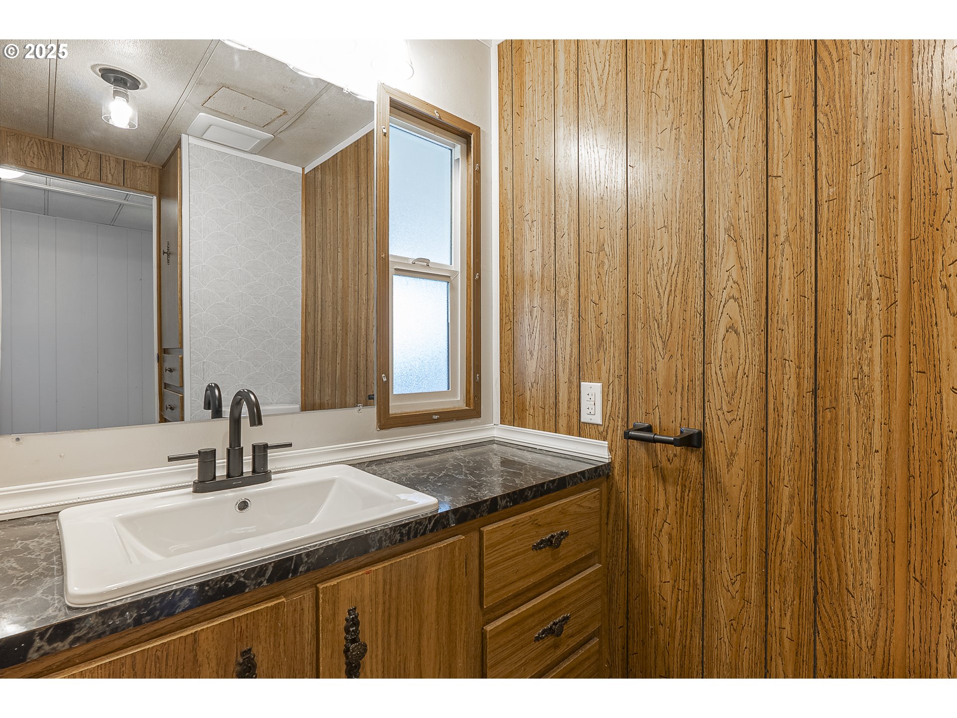 2902 East 2nd Street Newberg, OR 97132 - Photo 26 of 38