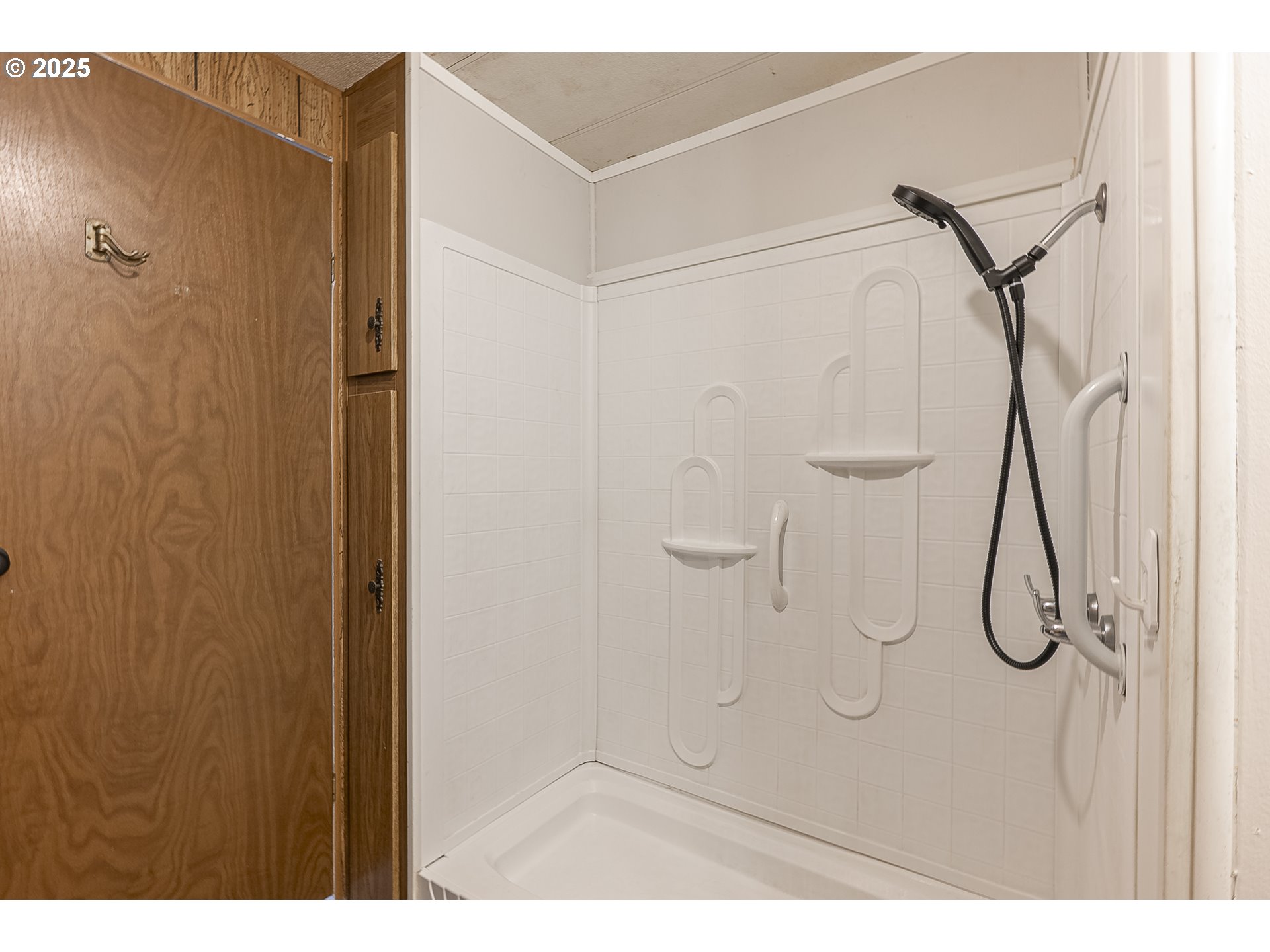 2902 East 2nd Street Newberg, OR 97132 - Photo 27 of 38