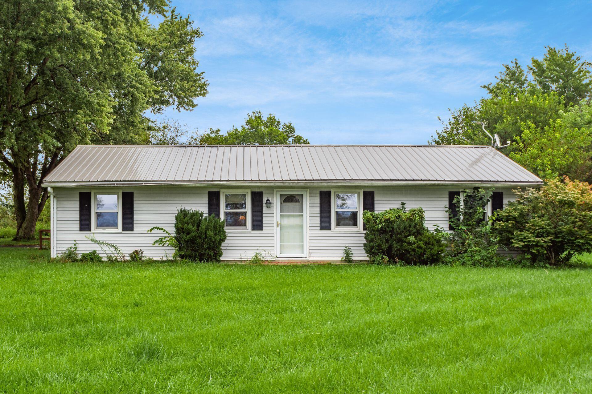 8526 State Rte 207 Mount Sterling, OH 43143 - Photo 2 of 33 Metal roof approx. 8-10 years old