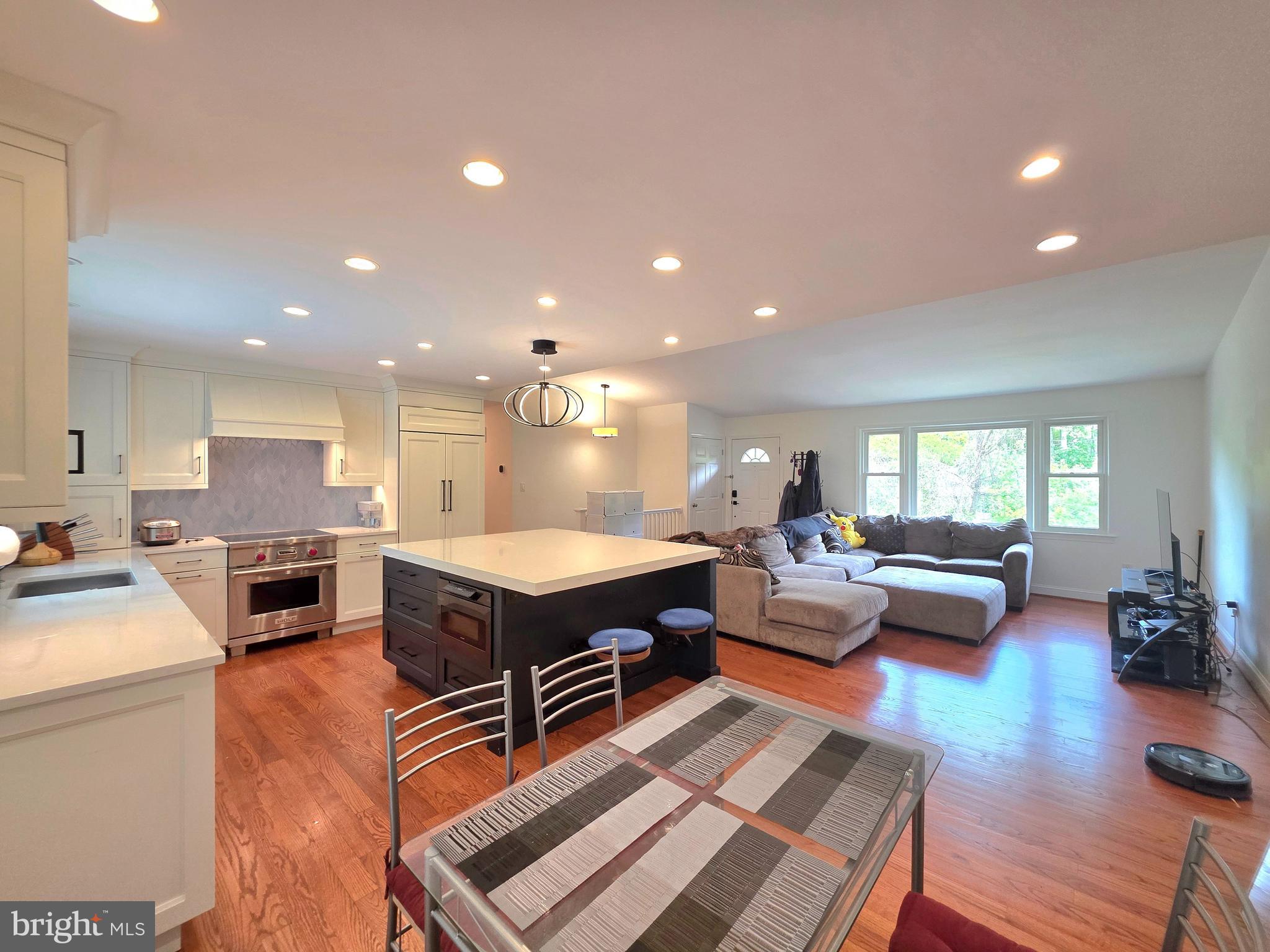 8300 Beech Tree Road Bethesda, MD 20817 - Photo 8 of 34