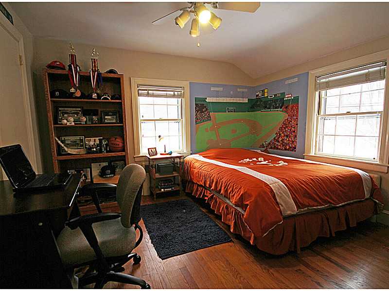 19 Surrey Road Barrington, RI 02806 - Photo 21 of 24 Bedroom.