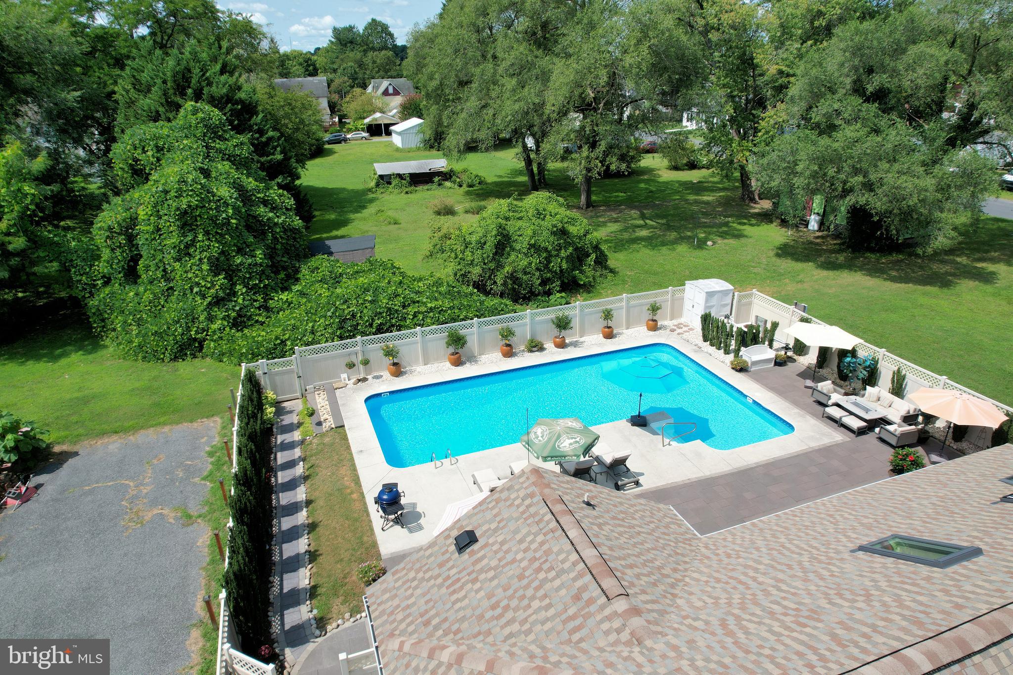 330 Behringer Avenue Milton, DE 19968 - Photo 13 of 49 Partially Tree Lined for Extra Privacy