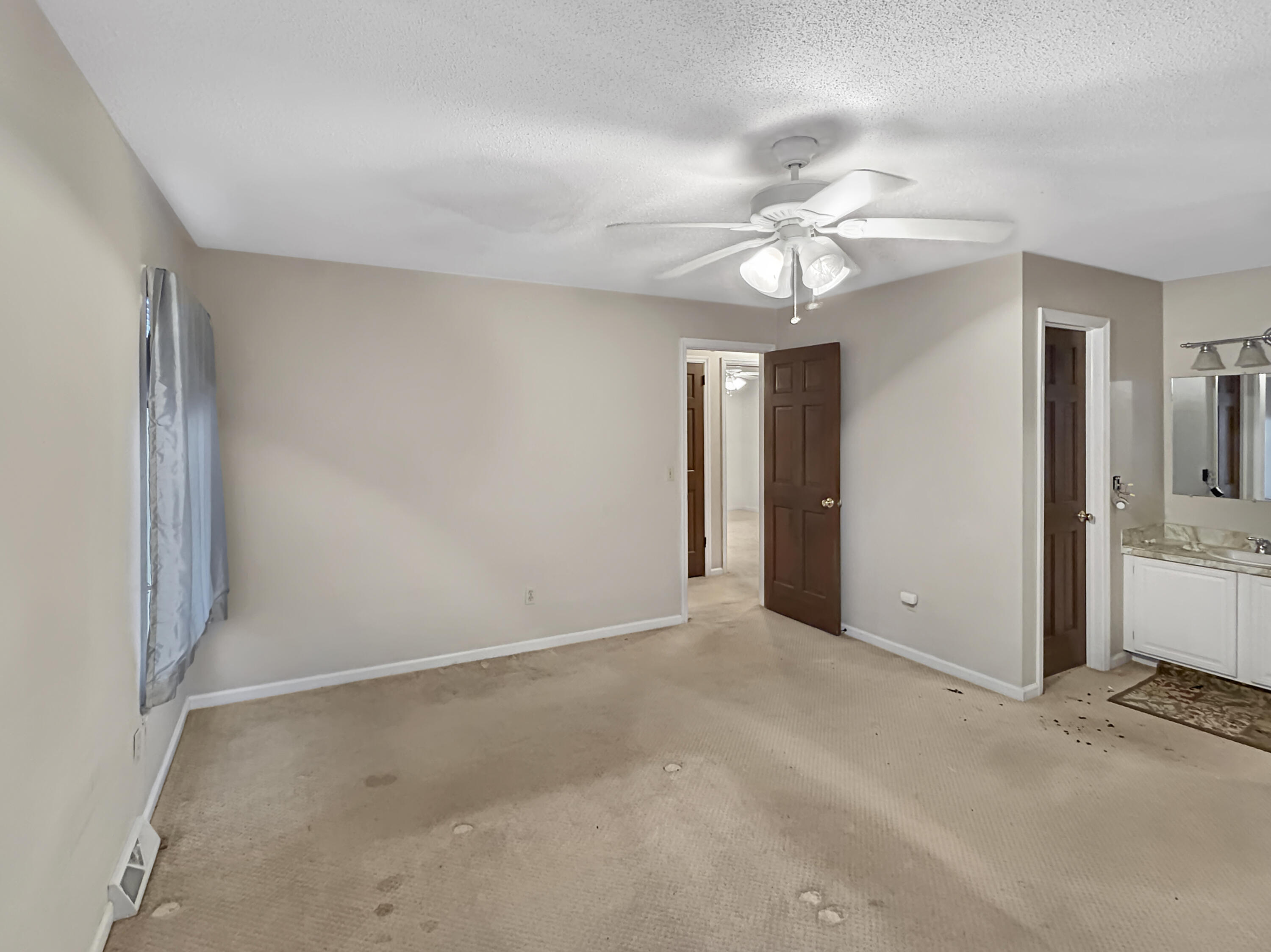 8170 Wainwright Road North Charleston, SC 29406 - Photo 8 of 15 7e4c8cba3e2a3bce2caceb4fef42bfc778bc941b