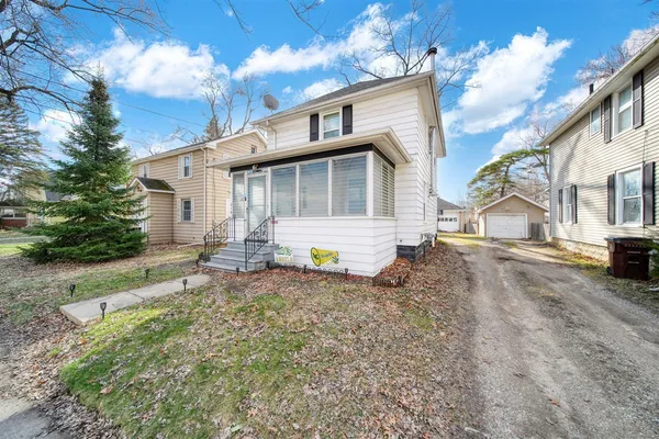 $154,900 | 414 North Pleasant Street, Jackson, MI 49202