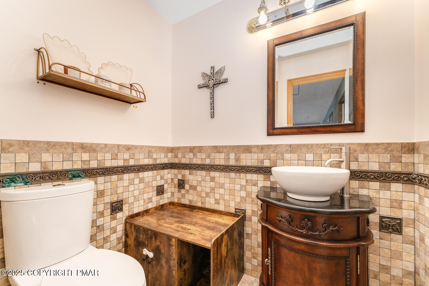 1187 Manzanedo Road East Stroudsburg, PA 18302 - Photo 12 of 31 a bathroom with a toilet and a sink
