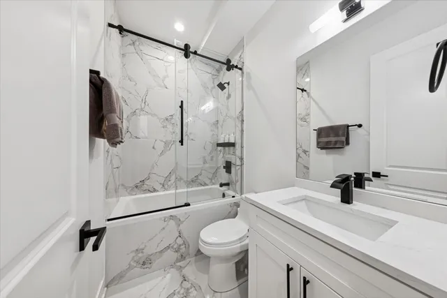 $795,000 | 3576 West Wabansia Avenue, Unit 1, Chicago, IL 60647