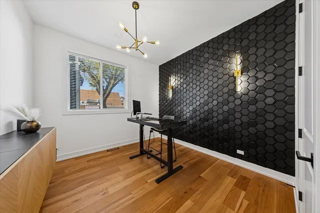 $795,000 | 3576 West Wabansia Avenue, Unit 1, Chicago, IL 60647