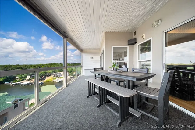 $695,000 | 116 Emerald Bay Drive, Unit 3C, Lake Ozark, MO 65049