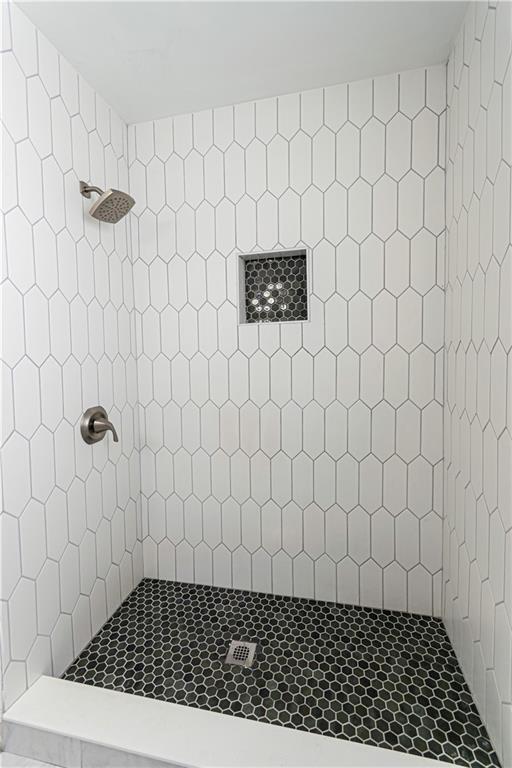 1892 Terry Mill Road Southeast Atlanta, GA 30316 - Photo 12 of 25 a bathroom with a shower