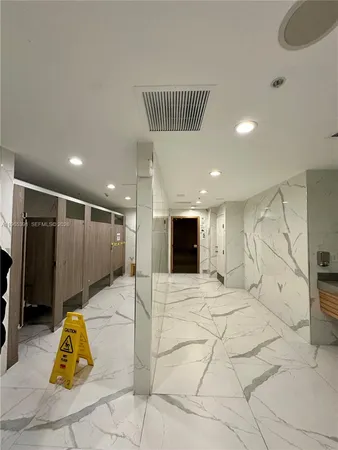 $3,650 | 601 Northeast 36th Street, Unit 3111, Miami, FL 33137