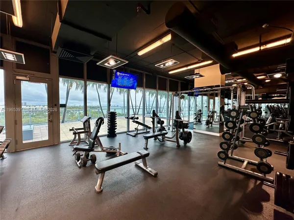 $3,650 | 601 Northeast 36th Street, Unit 3111, Miami, FL 33137