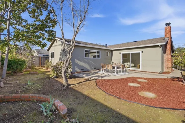$1,760,000 | 1594 Hallbrook Drive, San Jose, CA 95118