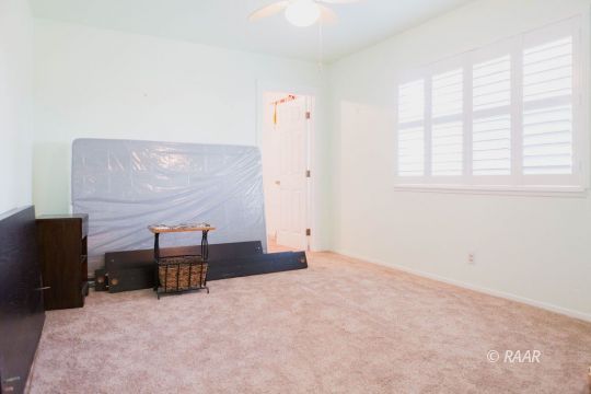823 North Fairview Street Ridgecrest, CA 93555 - Photo 22 of 35 an empty room with windows