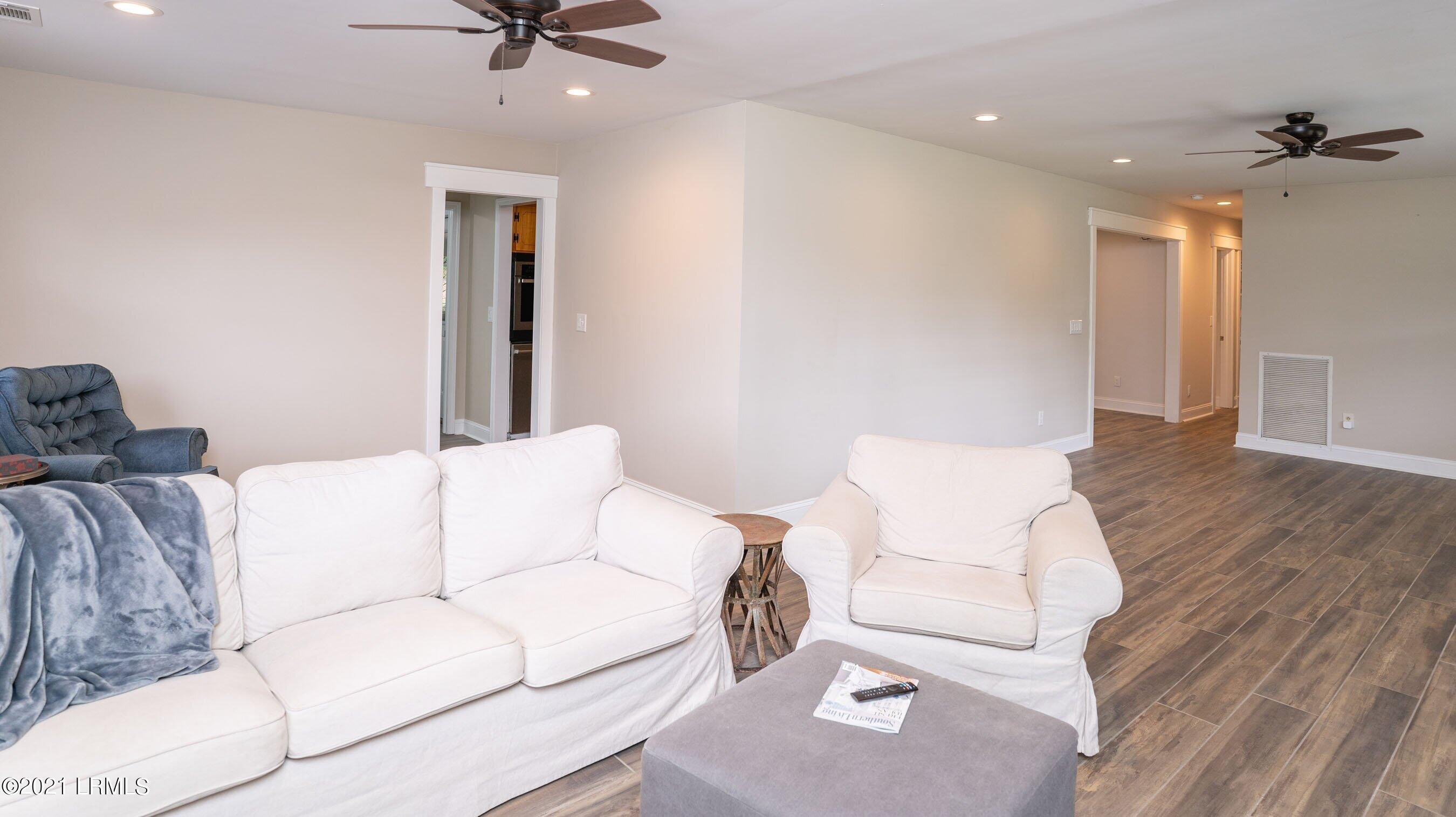 710 State Rd S-7-410 Beaufort, SC 29902 - Photo 16 of 50 DSC09684.jpg-SMALL