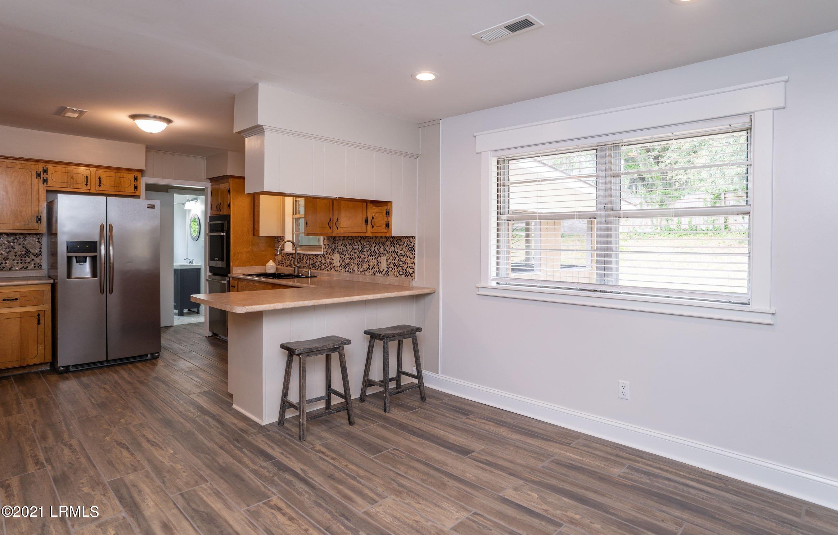 710 State Rd S-7-410 Beaufort, SC 29902 - Photo 27 of 50 DSC09704.jpg-SMALL