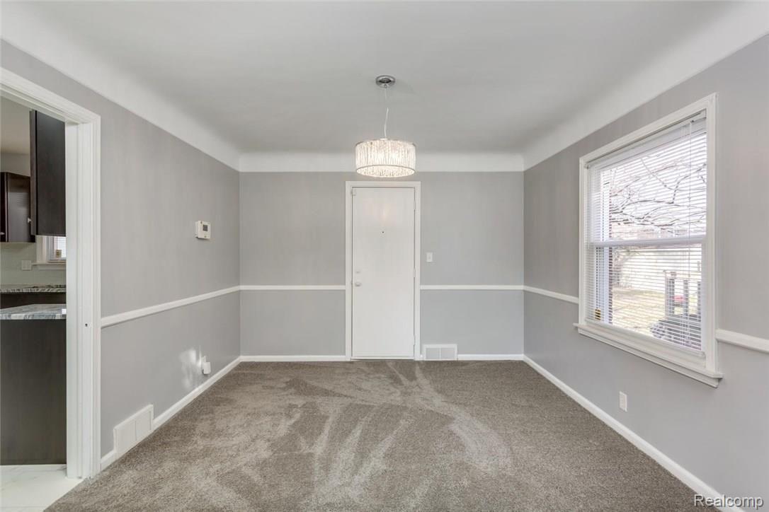 19133 Santa Rosa Drive Detroit, MI 48221 - Photo 5 of 16 19133 Santa Rosa Dr Detroit MI-large-005-39-Dining-1500x1000-72dpi.jpg