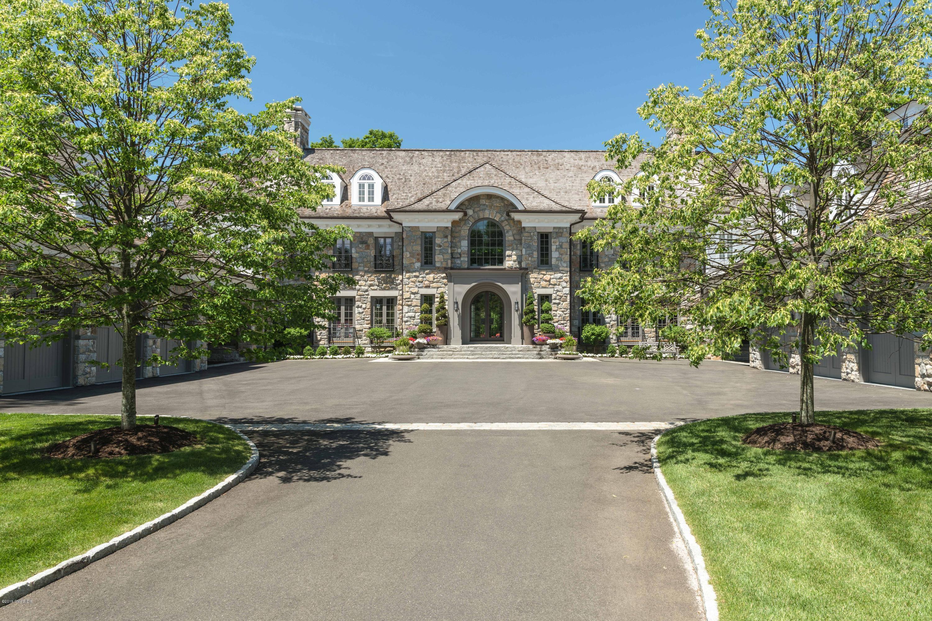 112 Indian Head Road Riverside, CT 06878 - Photo 2 of 49 122 Indian Head_1DC4164