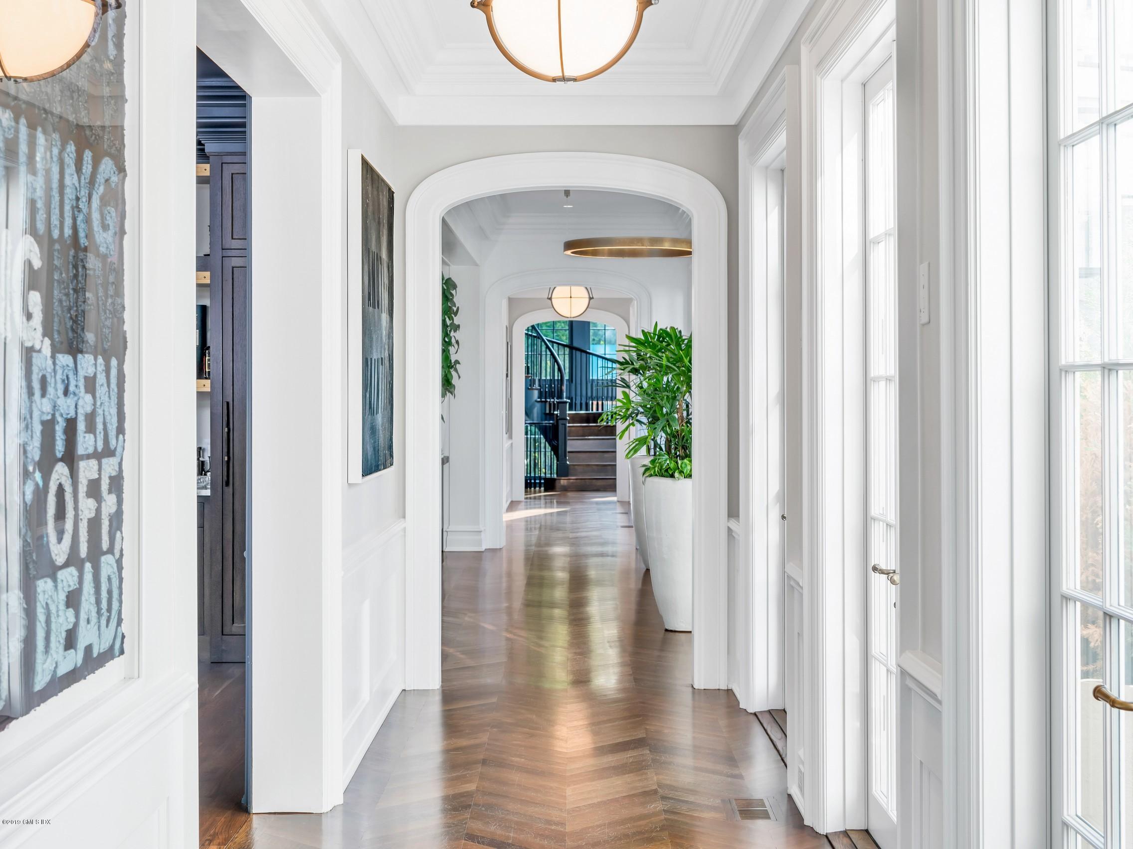 112 Indian Head Road Riverside, CT 06878 - Photo 5 of 49 resized111