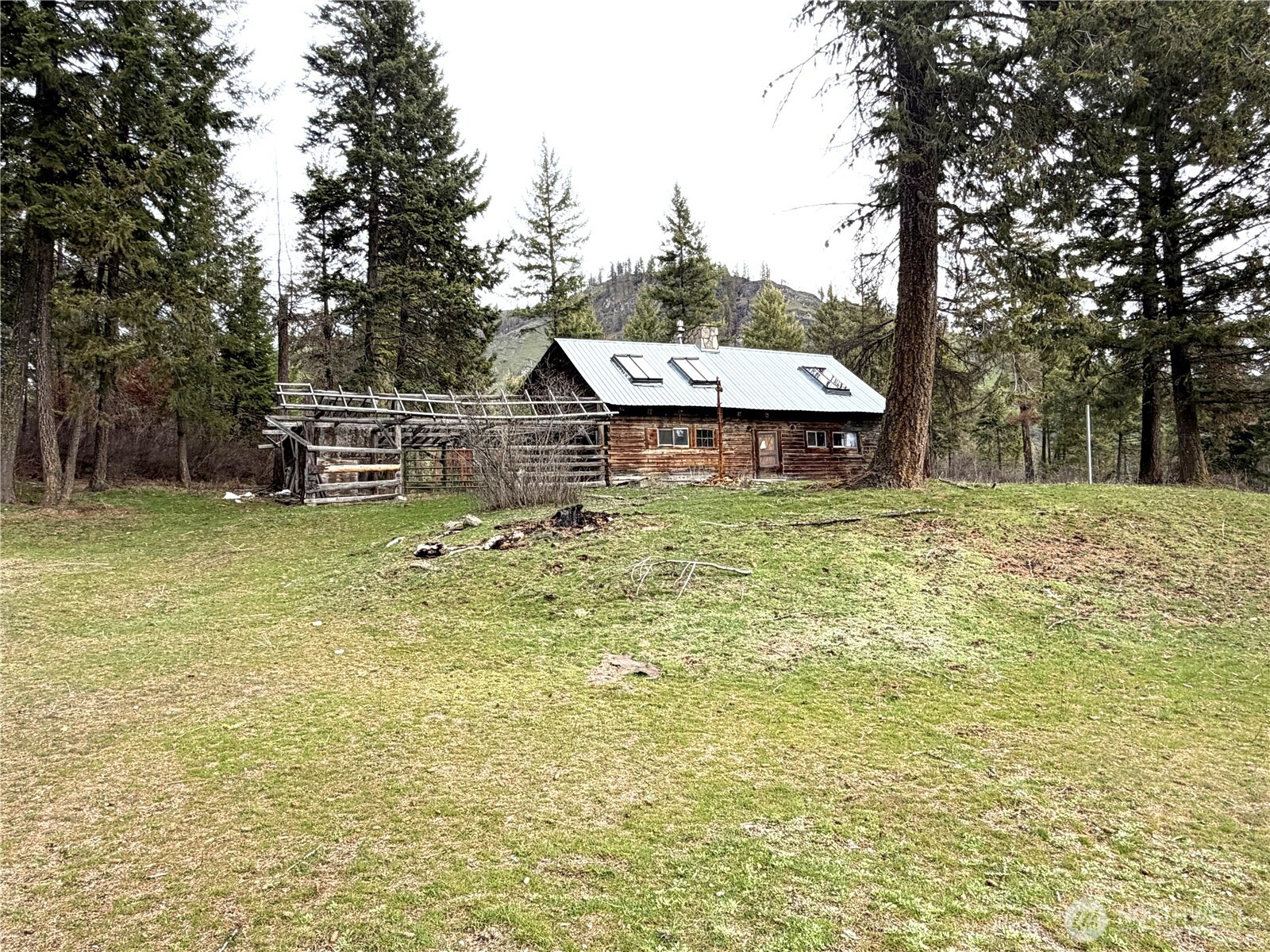 3507 Hamlett Road Kettle Falls, WA 99141 - Photo 1 of 25 Gallery Image 1