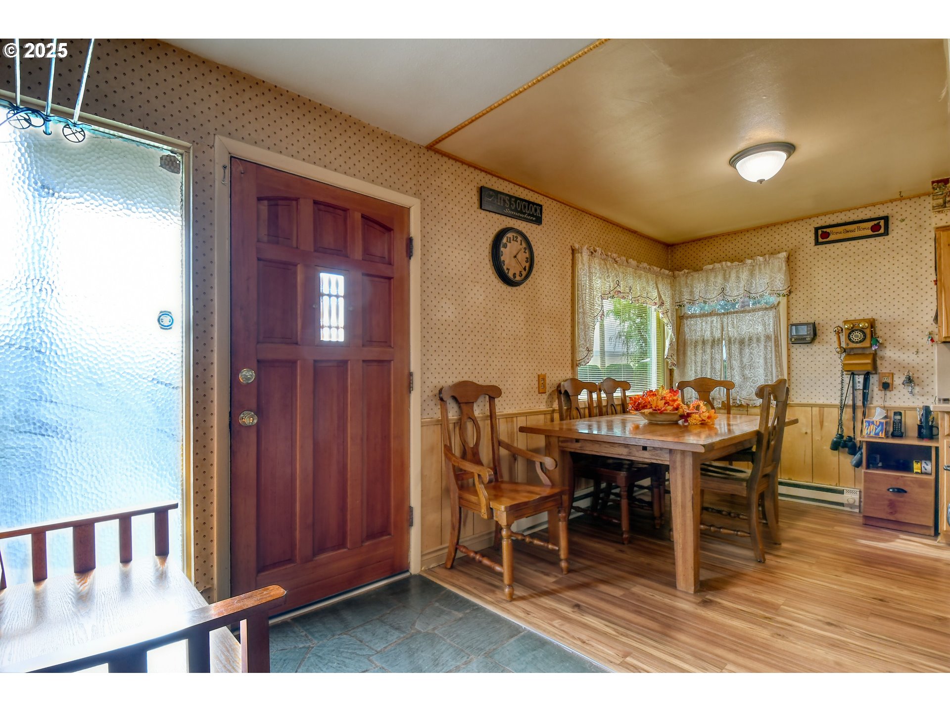 70930 Highway 207 Echo, OR 97826 - Photo 13 of 48 a view of a dining room with furniture