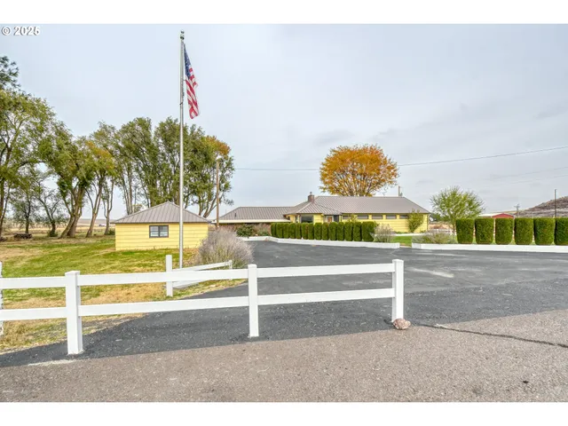 a view of ocean view